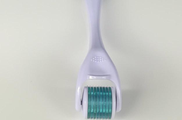 How to Clean and Sanitize A Derma Roller