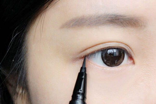 How to Remove Magnetic Eyeliner & Eyelashes In Simple Way
