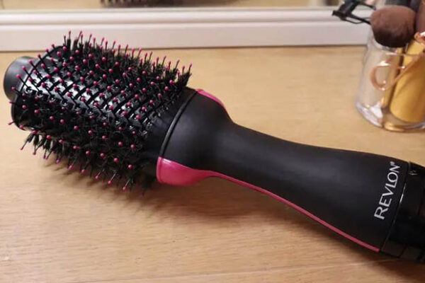 How to Clean Revlon Hair Dryer Brush – Step By Step